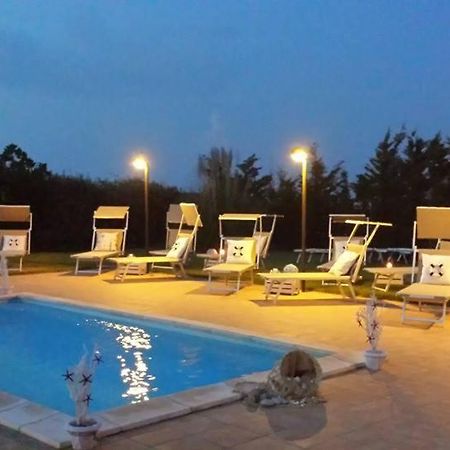 Oasi Degli Angeli Hotel Zapponeta Luaran gambar